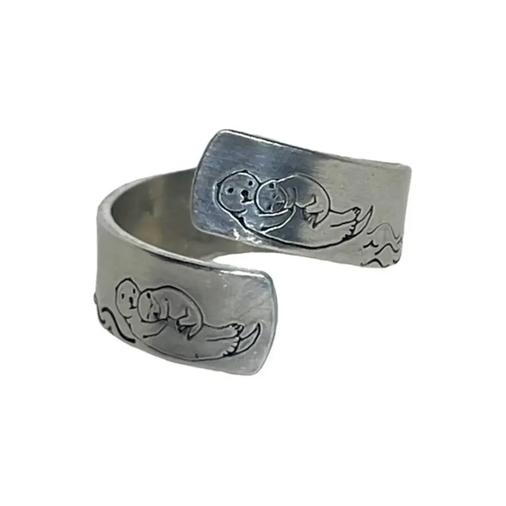 Handmade 8 stamped sea otter silver hypoallergenic aluminum adjustable wrap ring